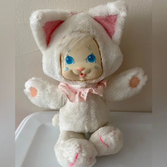 White Creata Kitty pull string works!!! HTF - Picture 1 of 4